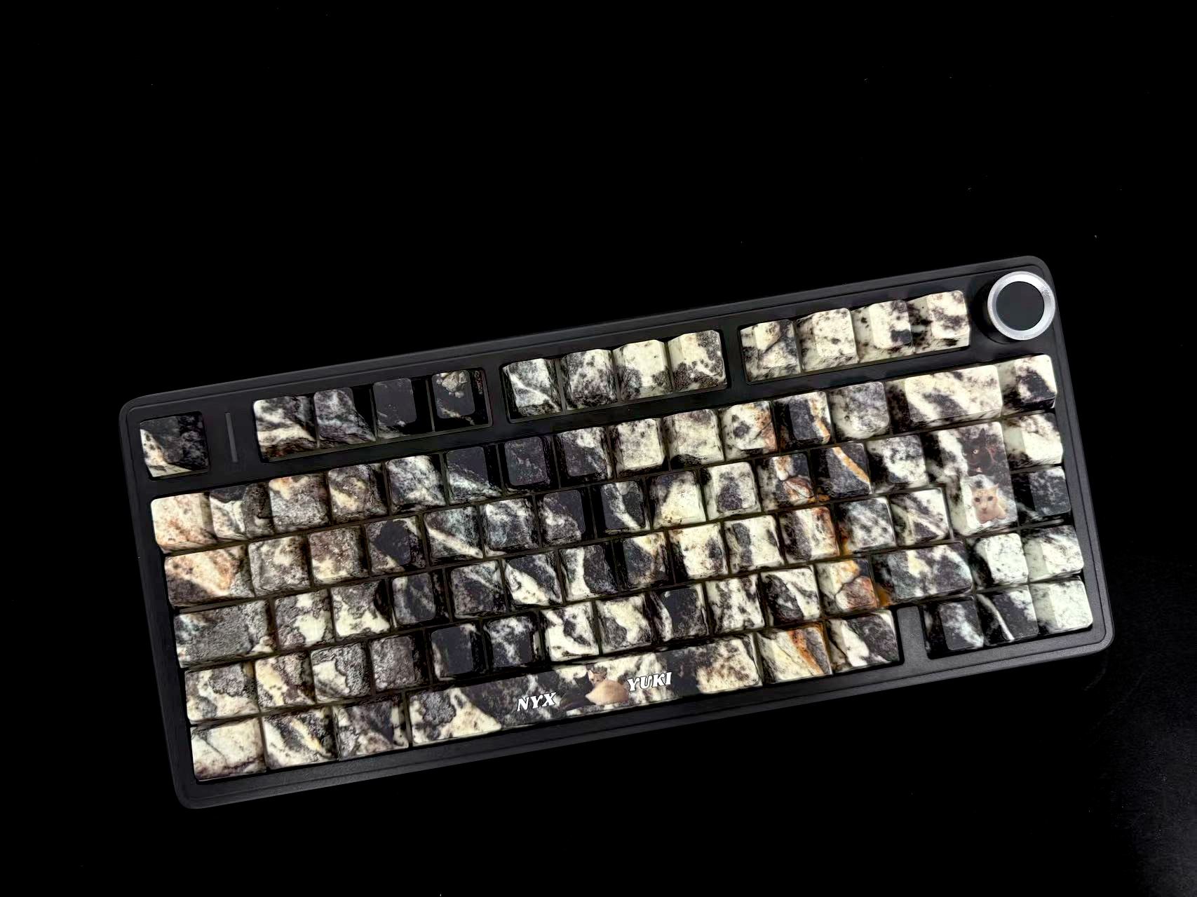 F75-Tastatur